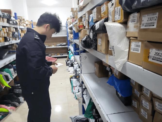 广州多位市民遇货到付款诈骗，警方查获两千多万涉案仓库