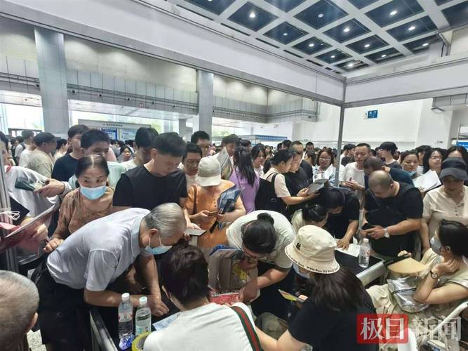 武汉铁路职业技术学院计算机询价采购评分标准_武汉中职平行志愿填报_武汉中职招生咨询会