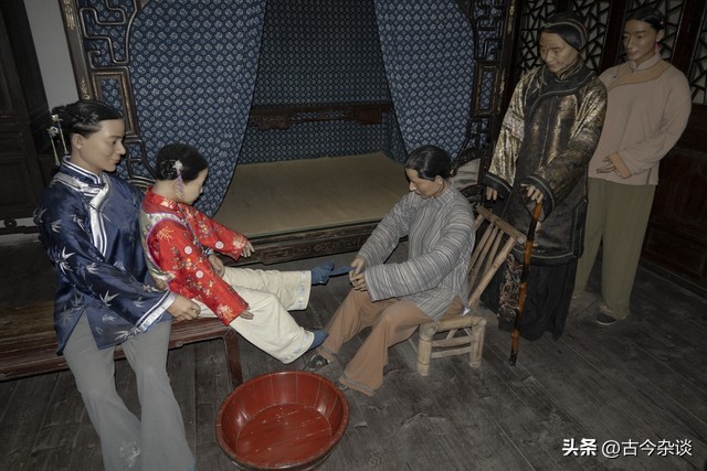 中国文化对性别角色的影响有哪些_生产力分工影响_古代女人地位低原因