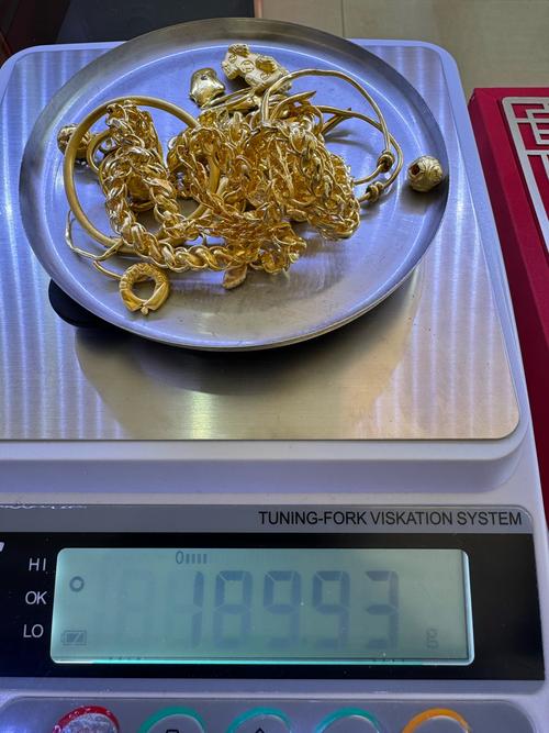 黄金价跌中国大妈深套，今年解套难，购金热情消退