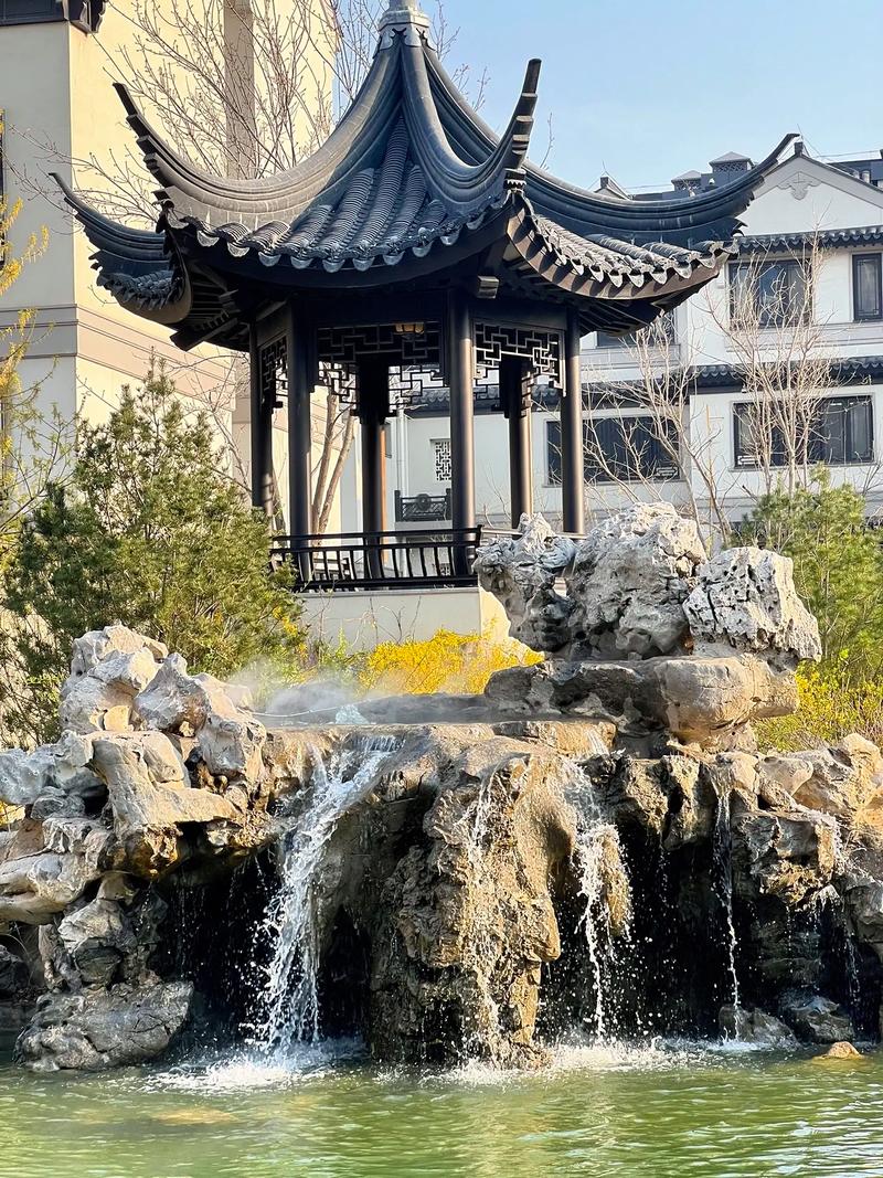 中国古典园林天人合一哲学思想_中国古典园林借景分景抑景艺术_中国园林的设计思想是追求什么